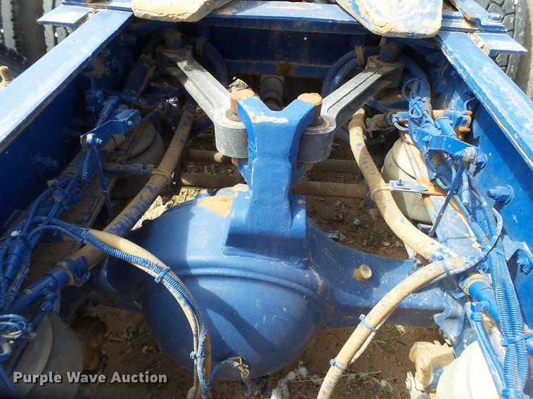 image for item DD1226 1999 Kenworth T800 semi truck