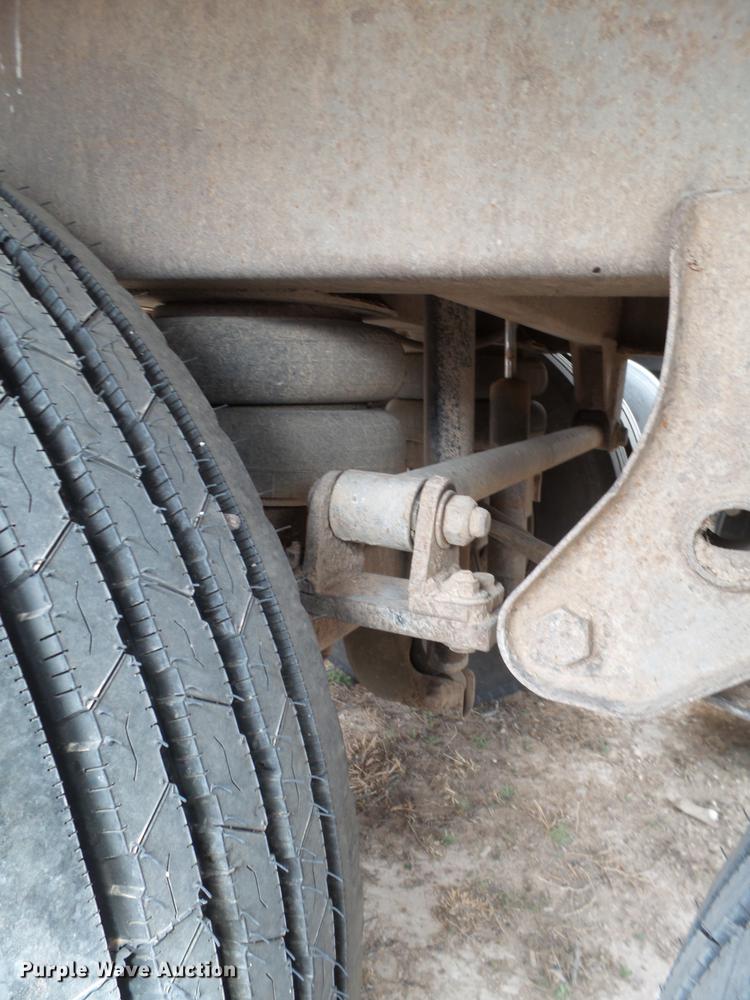 image for item DD1227 2002 Jet double hopper grain trailer