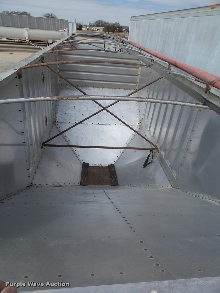 image for item DD1227 2002 Jet double hopper grain trailer