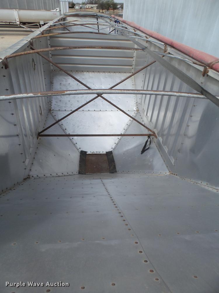 image for item DD1227 2002 Jet double hopper grain trailer