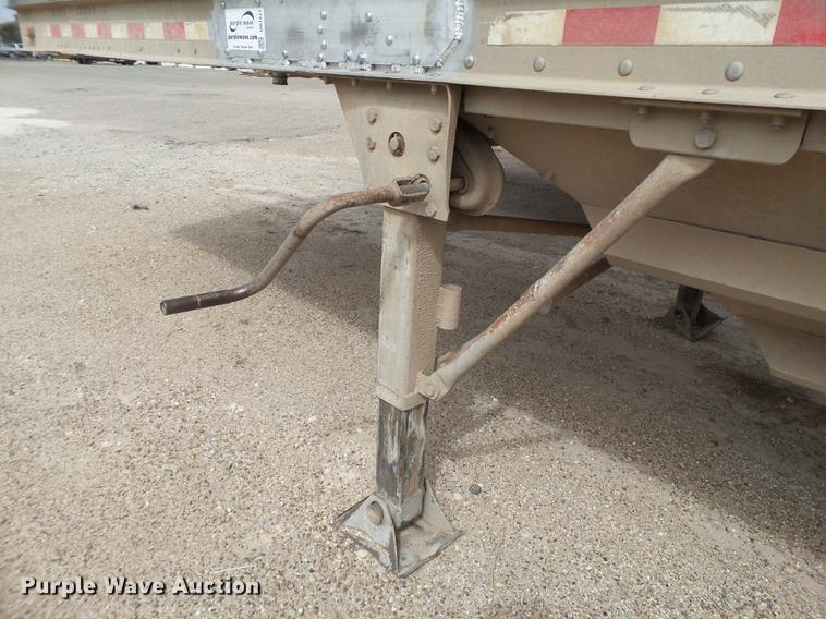 image for item DD1227 2002 Jet double hopper grain trailer