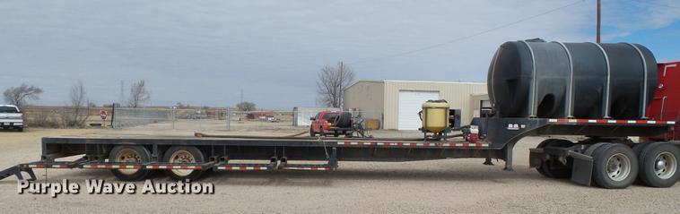 image for item DD1228 2008 Behnke sprayer fertilizer tender trailer