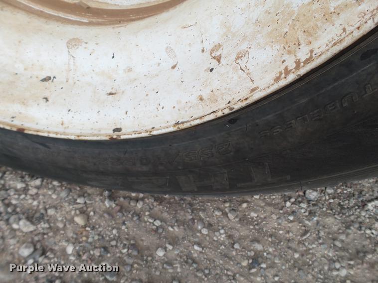 image for item DD1228 2008 Behnke sprayer fertilizer tender trailer