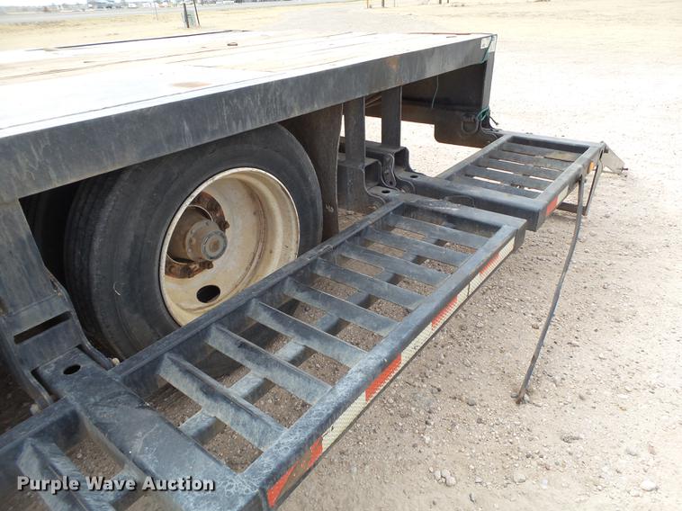 image for item DD1228 2008 Behnke sprayer fertilizer tender trailer