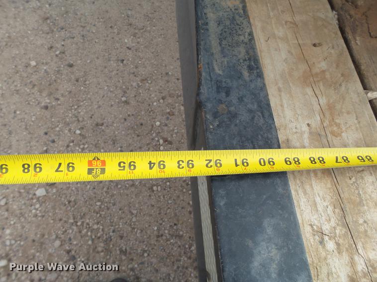 image for item DD1228 2008 Behnke sprayer fertilizer tender trailer