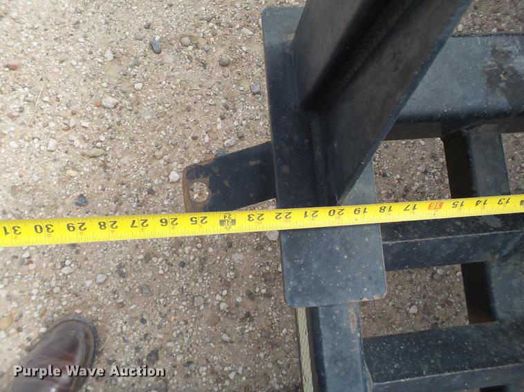 image for item DD1228 2008 Behnke sprayer fertilizer tender trailer