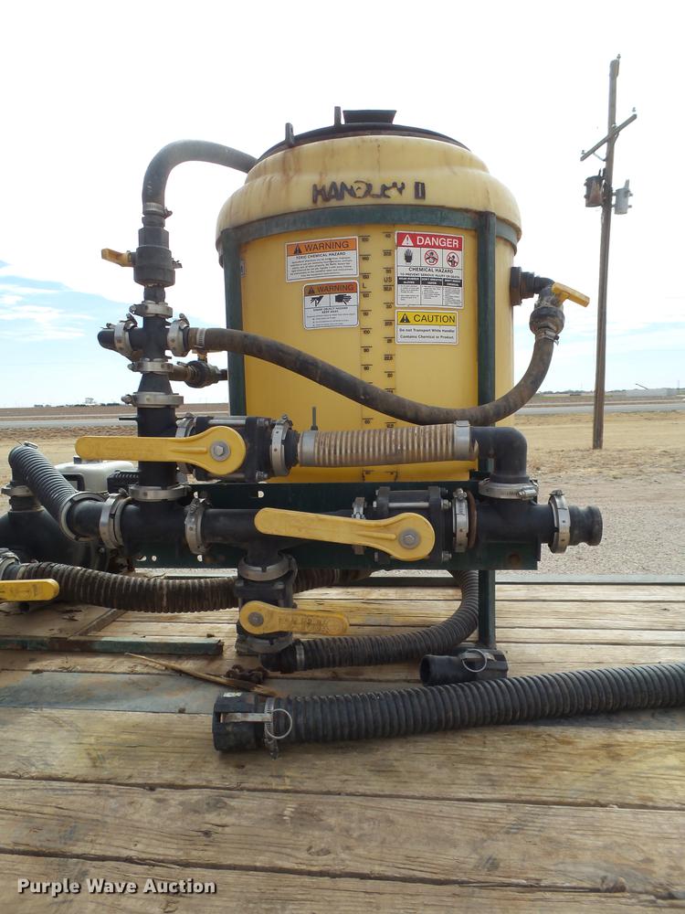 image for item DD1228 2008 Behnke sprayer fertilizer tender trailer