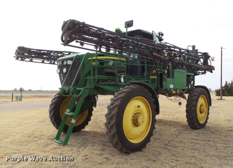 image for item DD1229 2013 John Deere 4830 sprayer