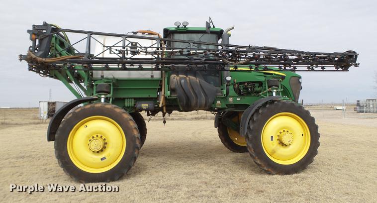 image for item DD1229 2013 John Deere 4830 sprayer