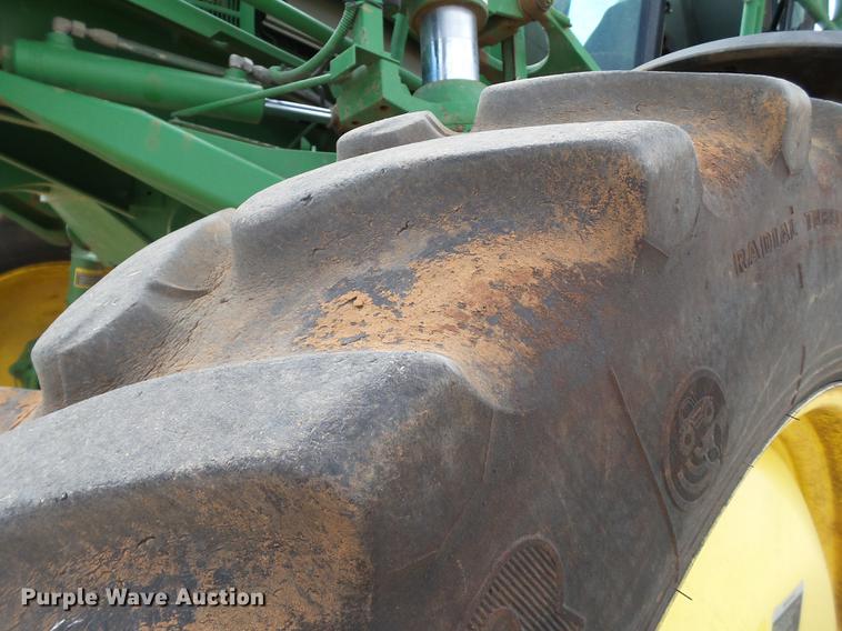 image for item DD1229 2013 John Deere 4830 sprayer