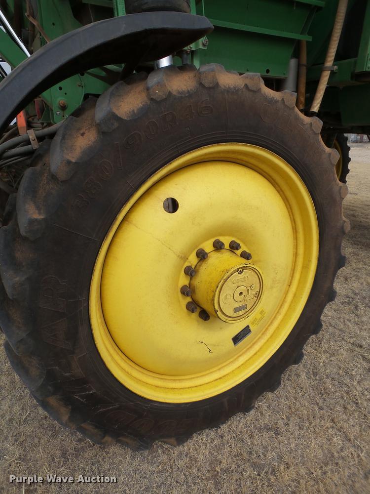 image for item DD1229 2013 John Deere 4830 sprayer