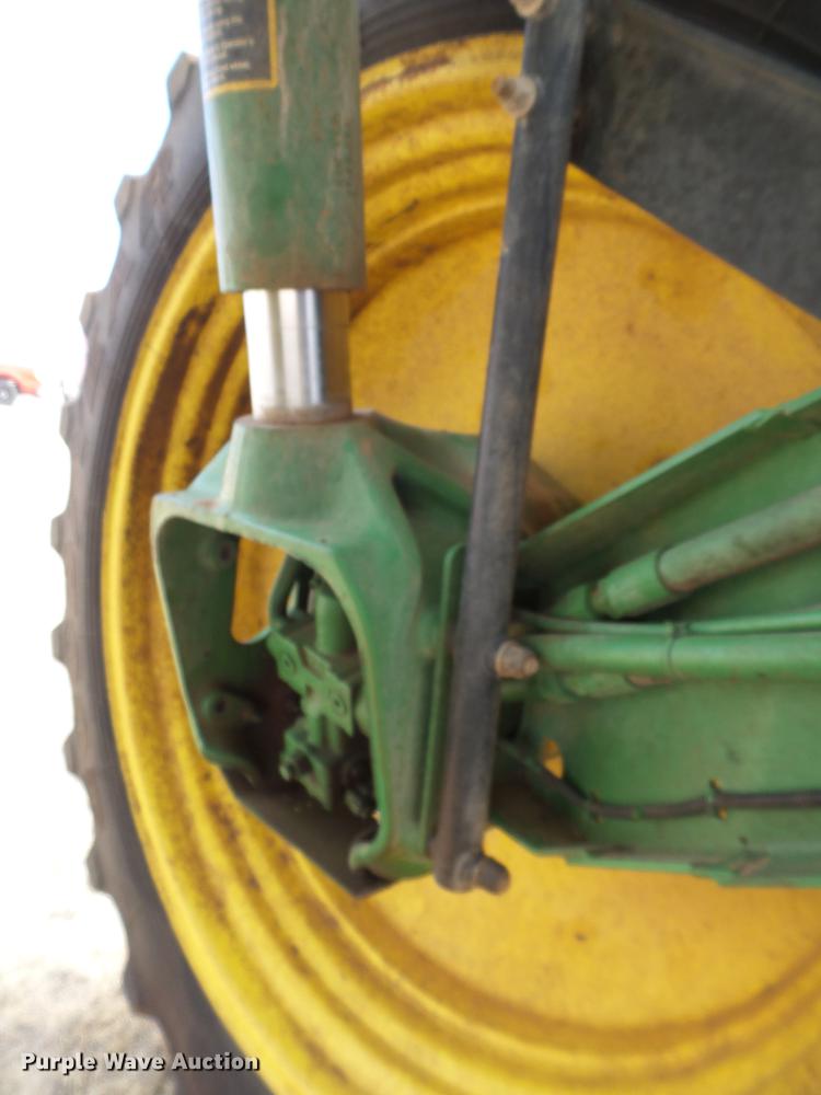 image for item DD1229 2013 John Deere 4830 sprayer
