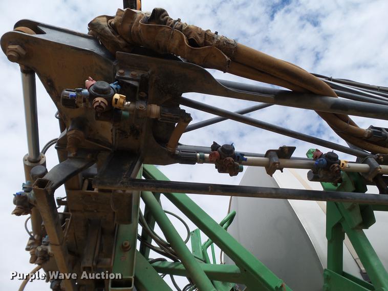 image for item DD1229 2013 John Deere 4830 sprayer