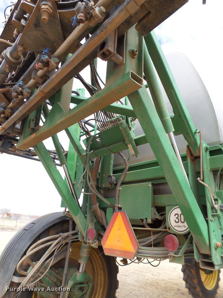image for item DD1229 2013 John Deere 4830 sprayer