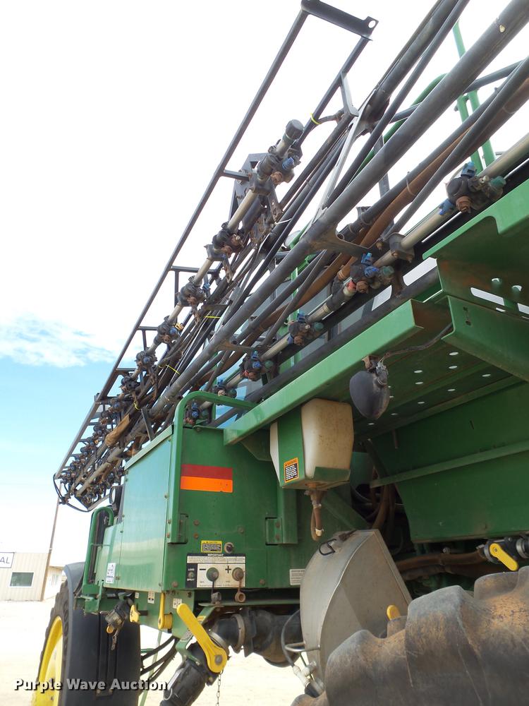 image for item DD1229 2013 John Deere 4830 sprayer