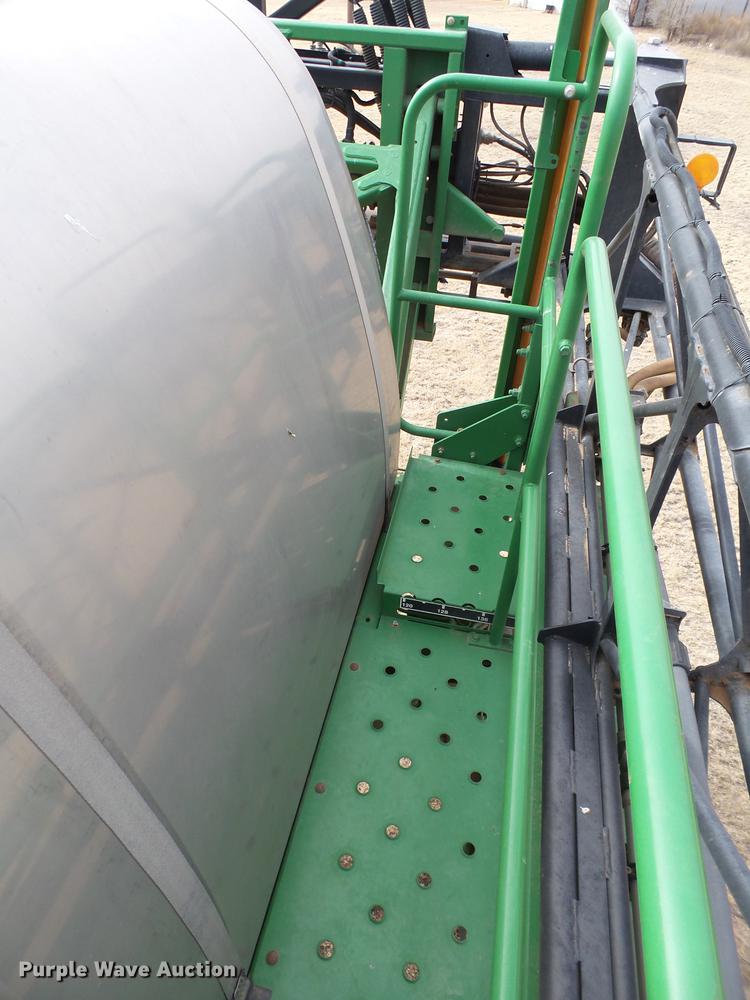 image for item DD1229 2013 John Deere 4830 sprayer