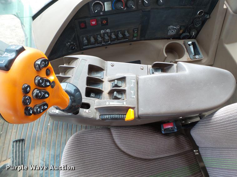 image for item DD1229 2013 John Deere 4830 sprayer