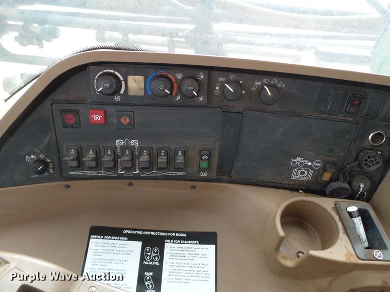 image for item DD1229 2013 John Deere 4830 sprayer