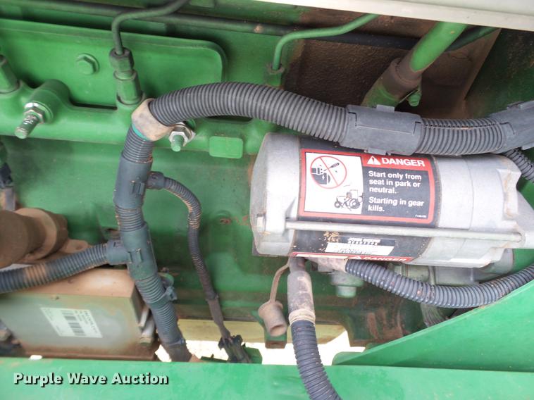 image for item DD1229 2013 John Deere 4830 sprayer