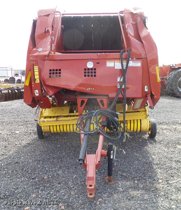 image for item DD1352 2014 New Holland BR7060 round baler