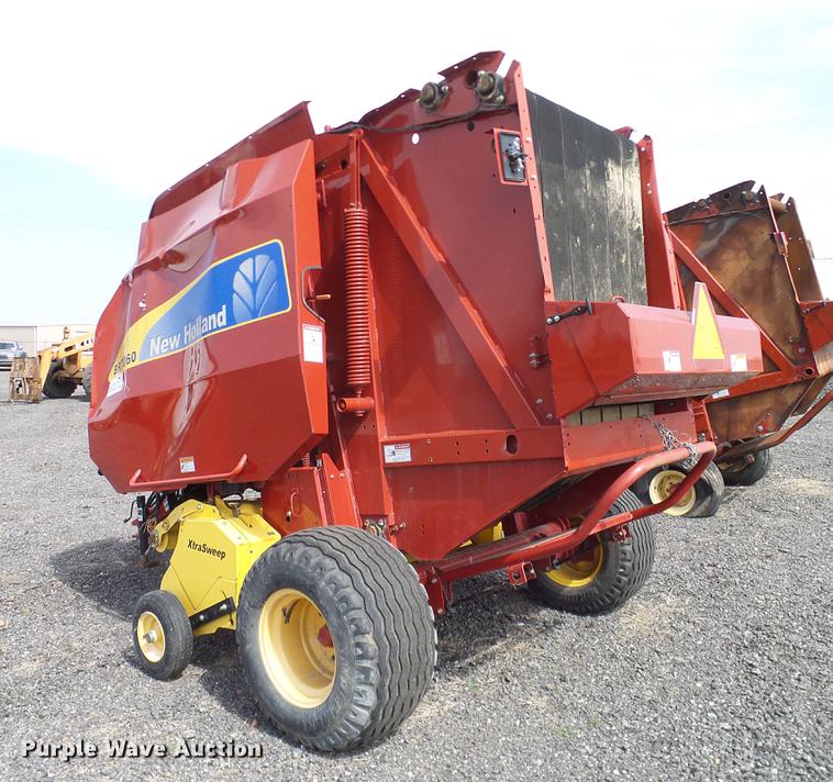 image for item DD1352 2014 New Holland BR7060 round baler