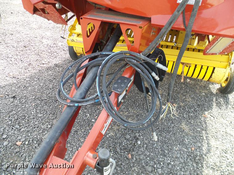 image for item DD1352 2014 New Holland BR7060 round baler