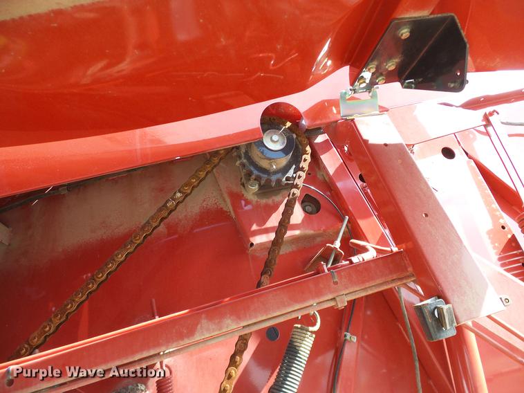 image for item DD1352 2014 New Holland BR7060 round baler