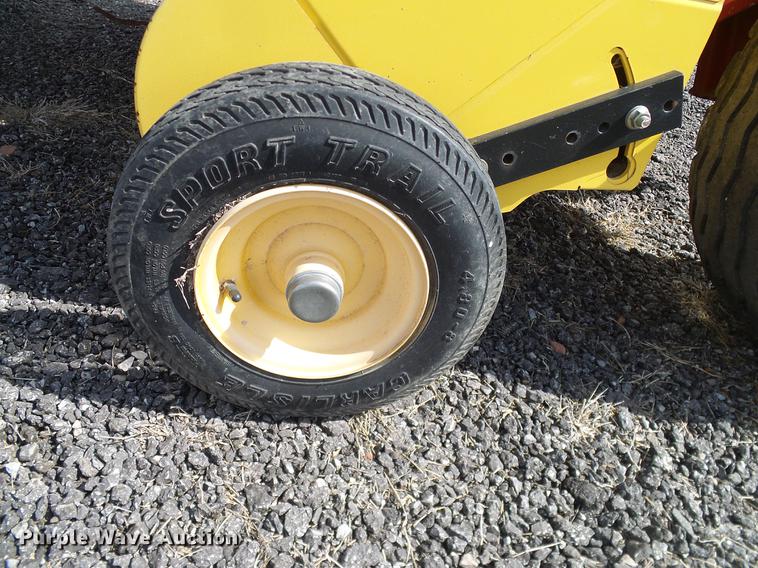 image for item DD1352 2014 New Holland BR7060 round baler