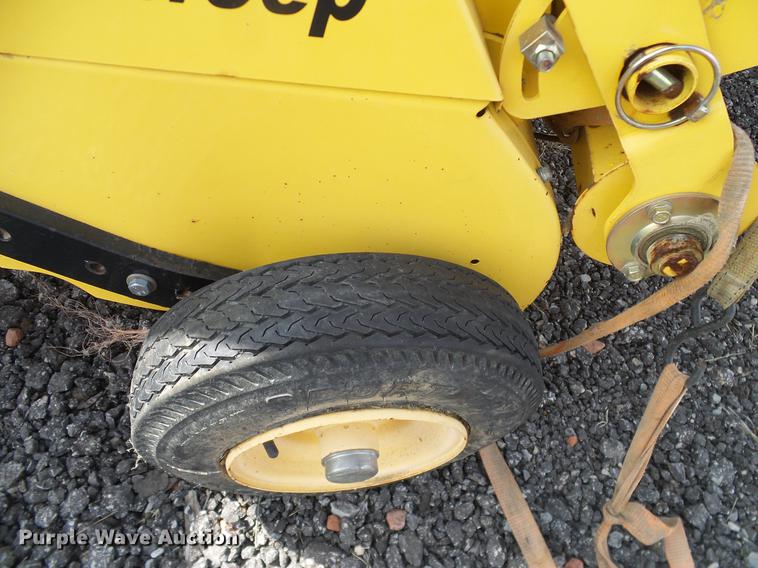 image for item DD1352 2014 New Holland BR7060 round baler