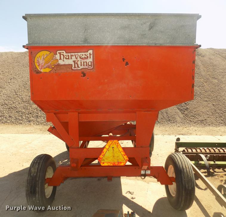 image for item DD2809 Harvest-king gravity wagon