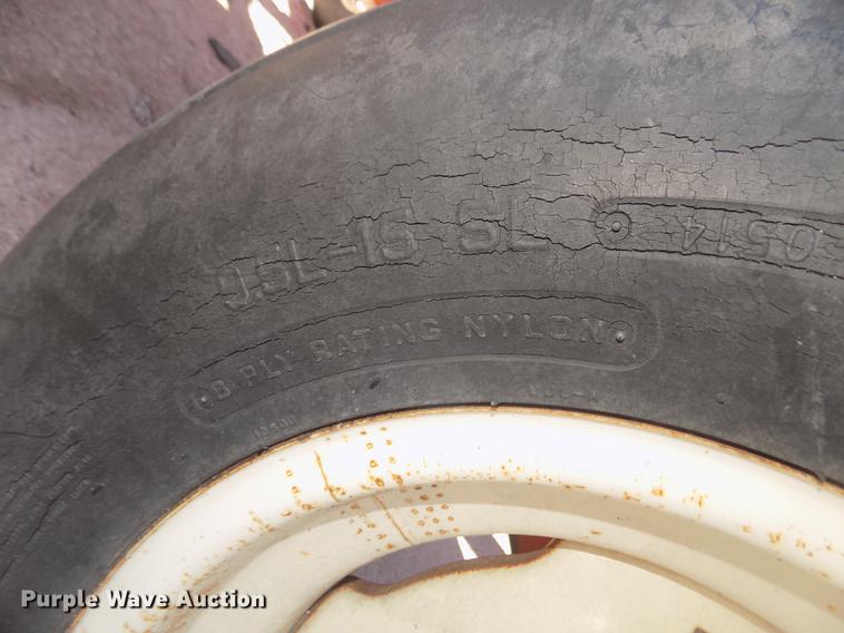 image for item DD2809 Harvest-king gravity wagon