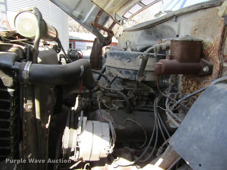 image for item DD8747 1974 GMC 6000 grain truck