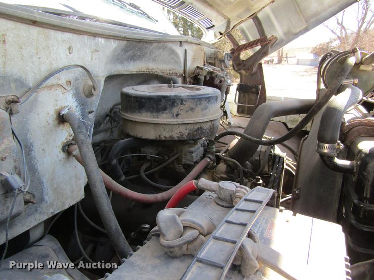 image for item DD8747 1974 GMC 6000 grain truck