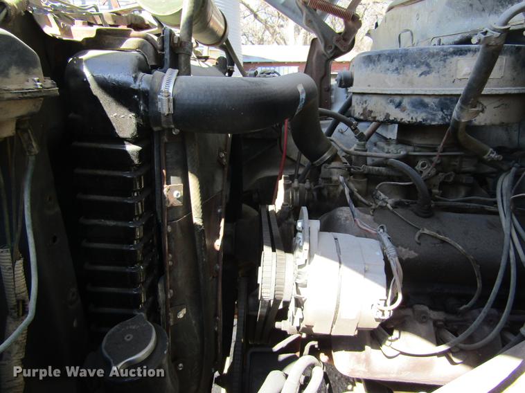 image for item DD8747 1974 GMC 6000 grain truck