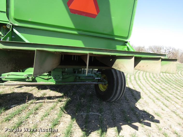 image for item DD8748 1980 John Deere 7720 combine