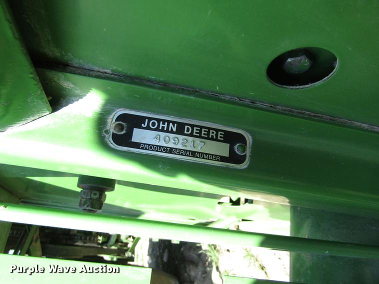 image for item DD8748 1980 John Deere 7720 combine