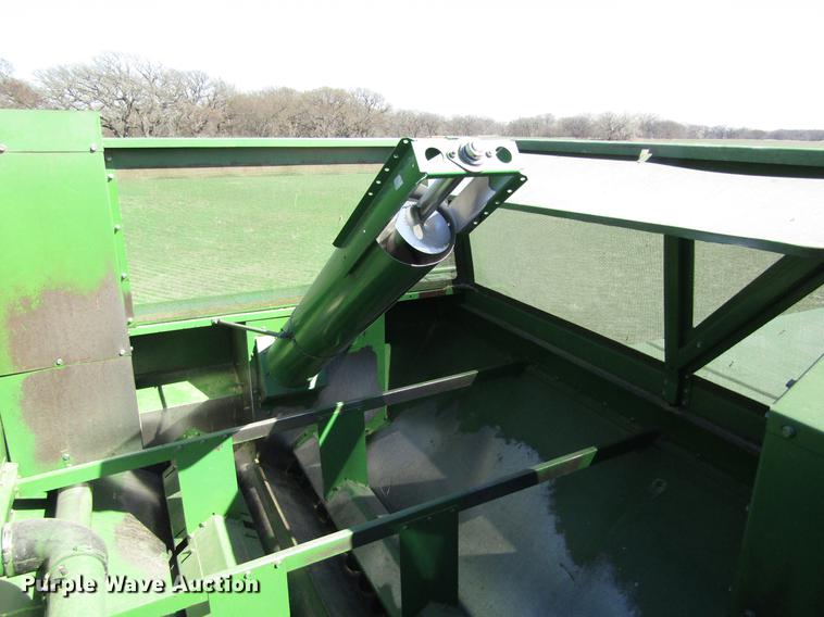 image for item DD8748 1980 John Deere 7720 combine