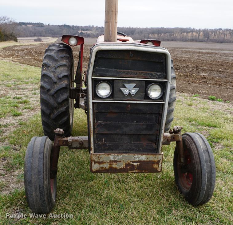 image for item DE3256 1976 Massey Ferguson 275 tractor