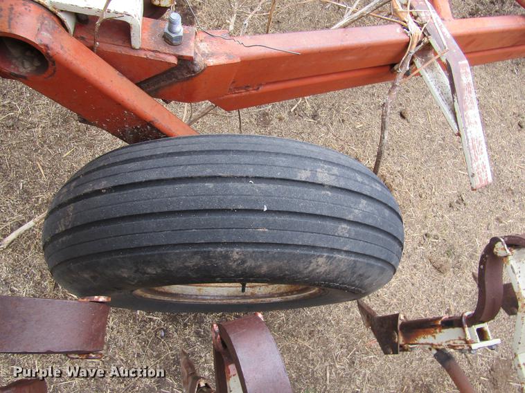 image for item DE6693 CrustBuster grain drill