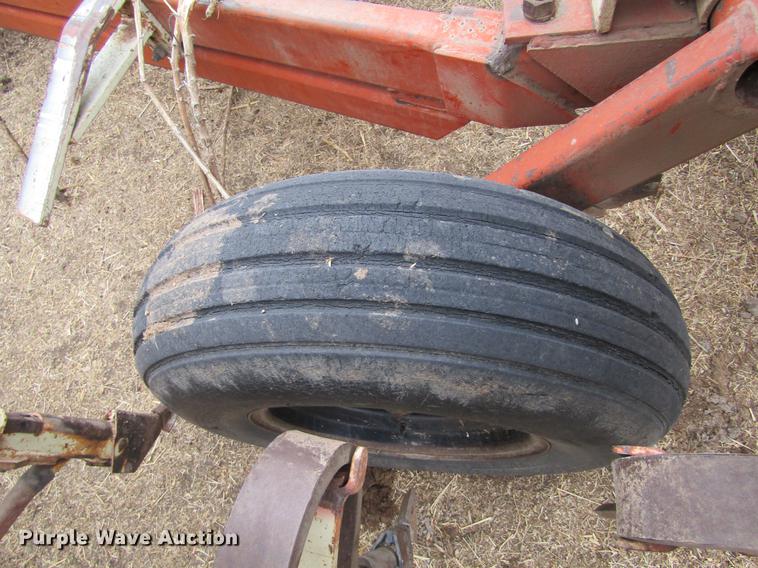 image for item DE6693 CrustBuster grain drill