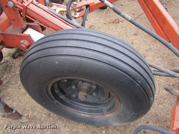 image for item DE6693 CrustBuster grain drill