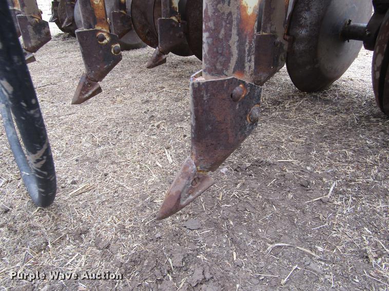 image for item DE6693 CrustBuster grain drill