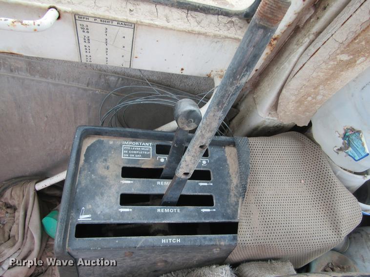 image for item DE6694 Case 2670 4WD tractor