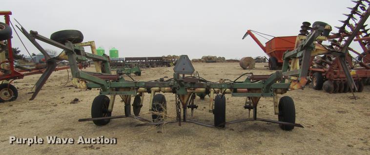 image for item DE6695 Noble 5X5 sweep plow