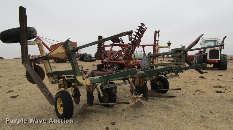 image for item DE6695 Noble 5X5 sweep plow