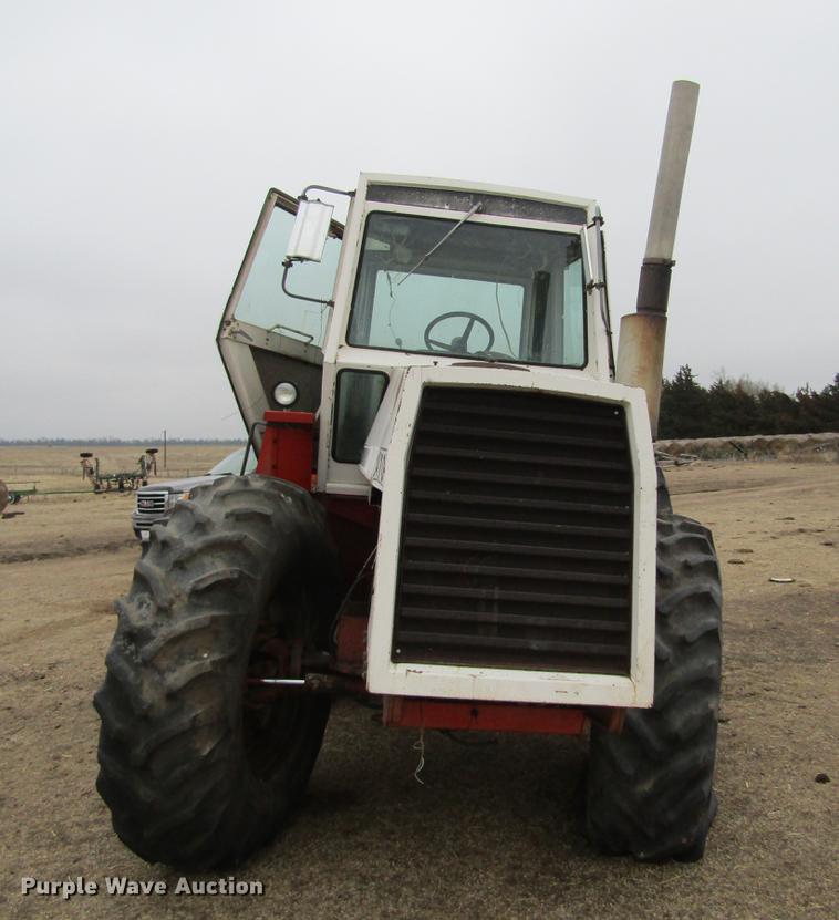 image for item DE6698 Case 2470 4WD tractor