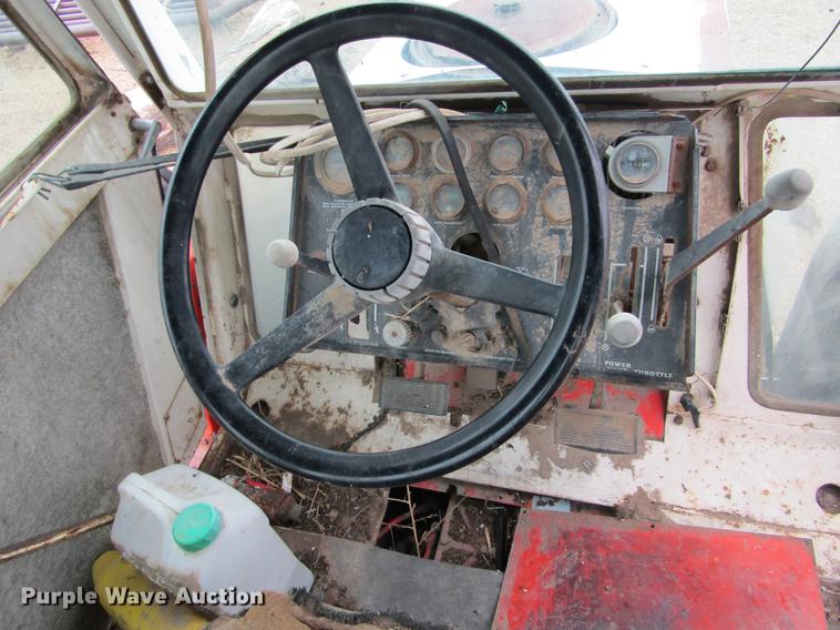 image for item DE6698 Case 2470 4WD tractor