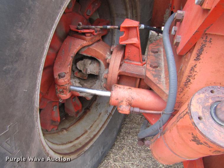 image for item DE6698 Case 2470 4WD tractor