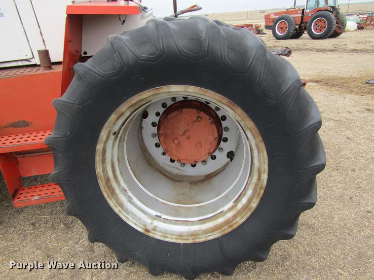 image for item DE6698 Case 2470 4WD tractor