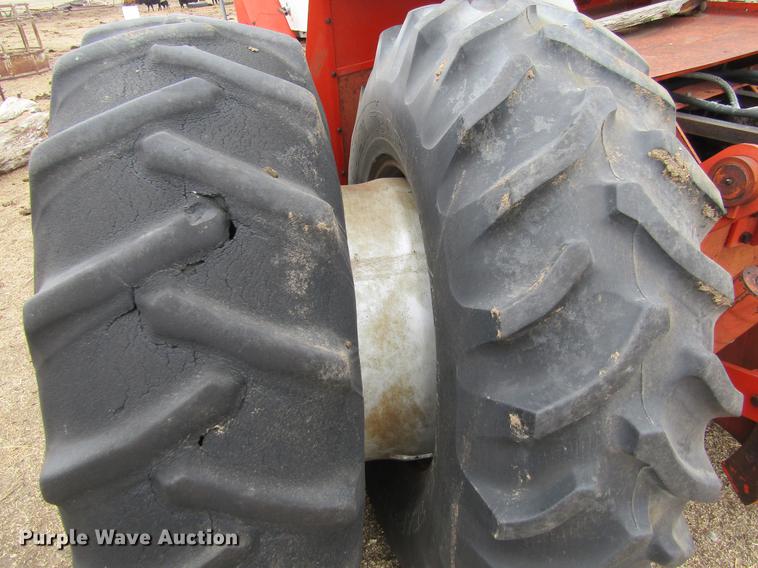 image for item DE6698 Case 2470 4WD tractor